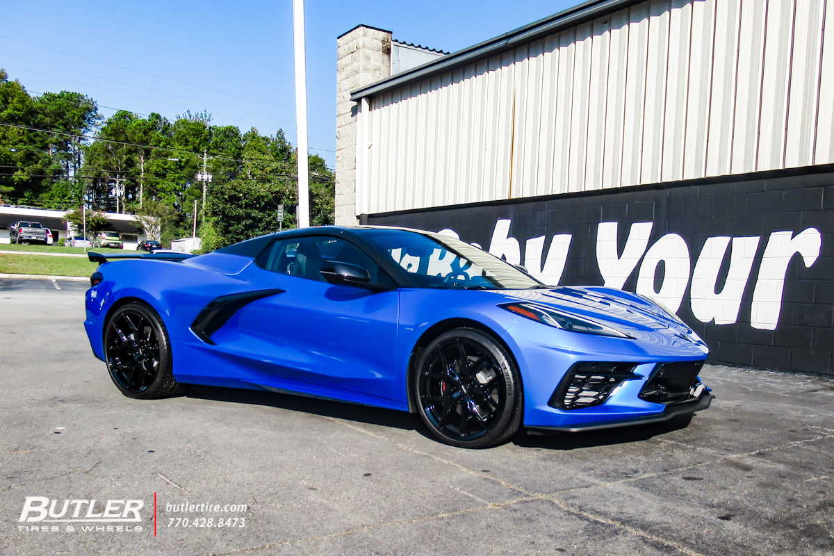 Chevrolet Corvette with 20in Vossen HF5 Wheels and Michelin Tires