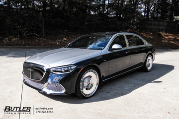 Mercedes S680 Maybach with 22in AG Luxury AGL78 Chrome Wheels and Continental Tires